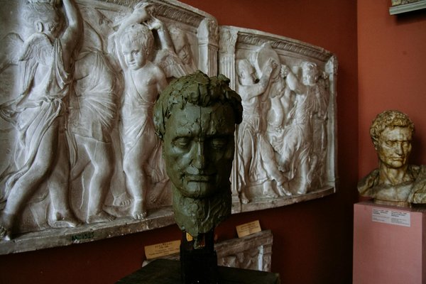 Terrorisme et traumatisme : comprendre et soigner